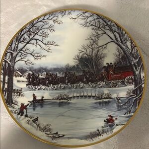 Winter Scene Decorative Plate